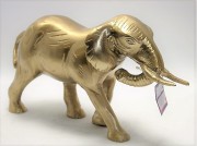 FIGURKA SŁOŃ Z TRĄBĄ DO DOŁU metal złoty20X35,5X13,5CM